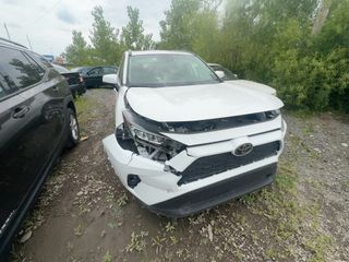 2019 Toyota RAV4 XLE Premium - Exterior Front Right Corner Image